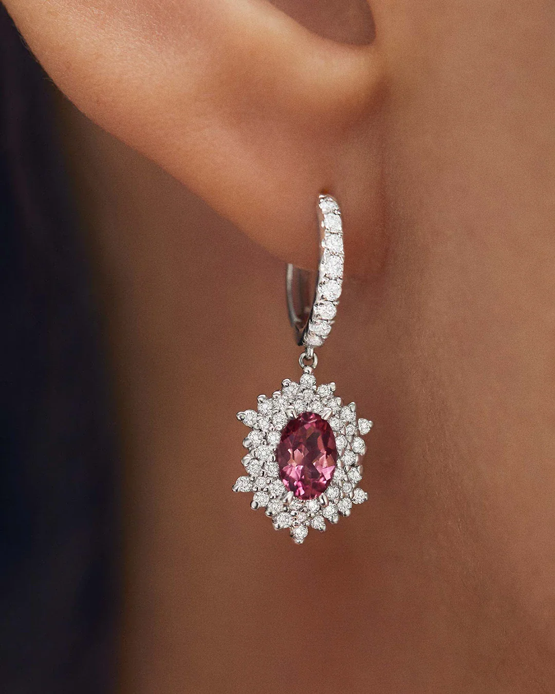 Pendientes Petra de Turmalinas Rosas y Diamantes en Oro Blanco de 18 Kt - Image 3