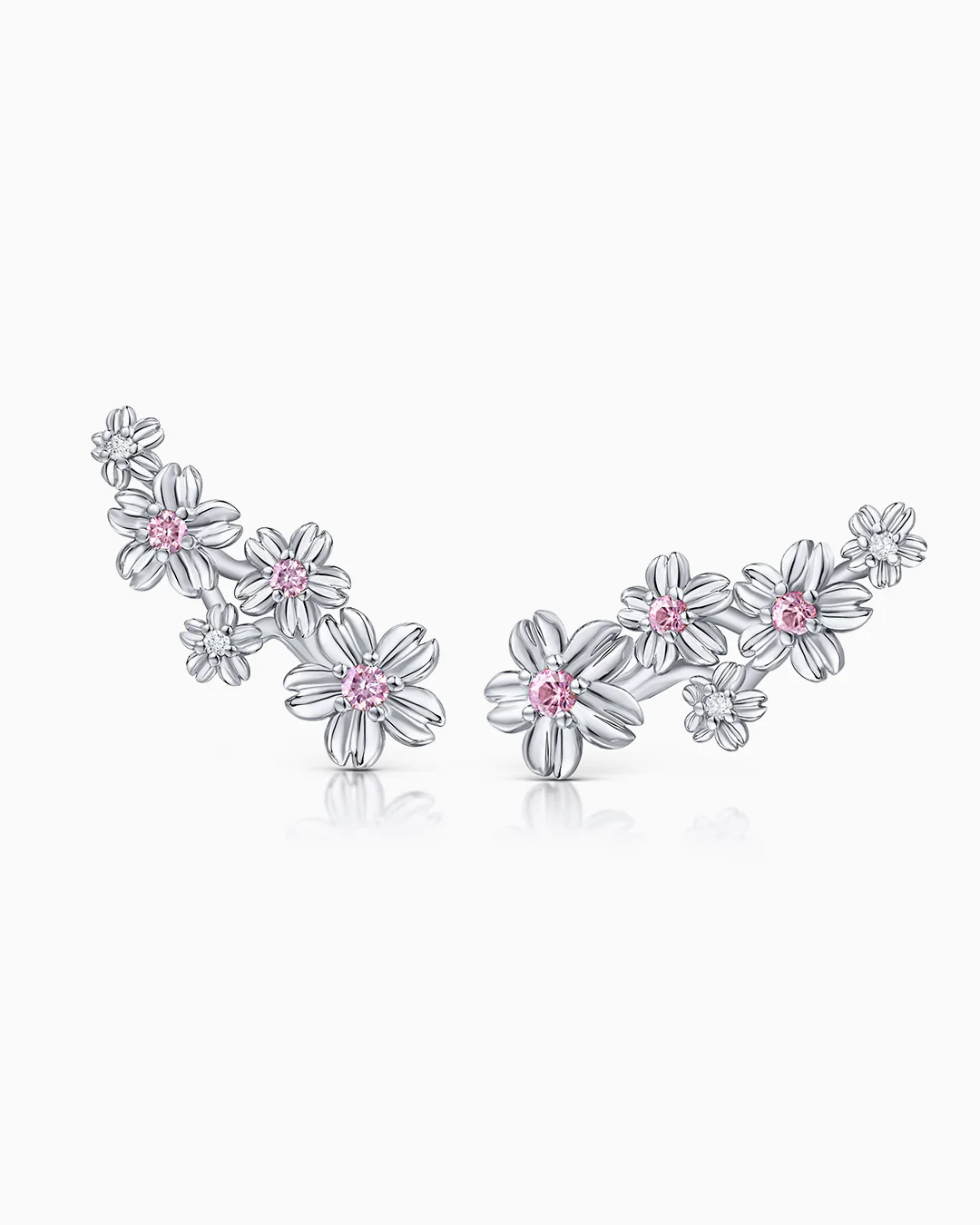 Pendientes Trepadores Sakura de Zafiros Rosas y Diamantes en Oro Blanco de 18 Kt