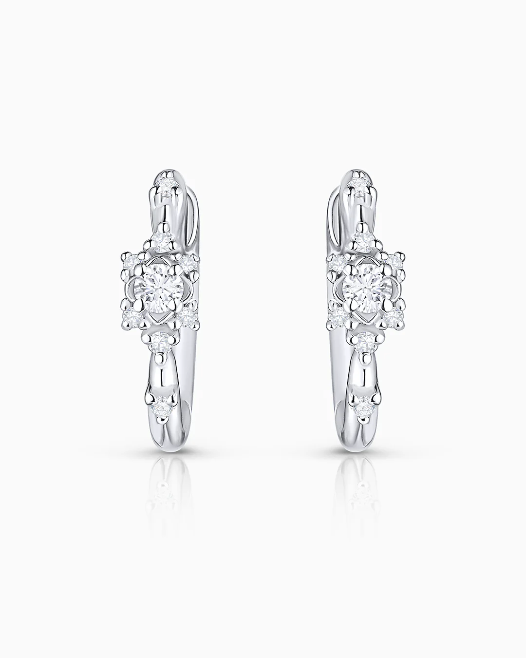 Pendientes Vega de Diamantes en Oro Blanco de 18 Kt - Image 4