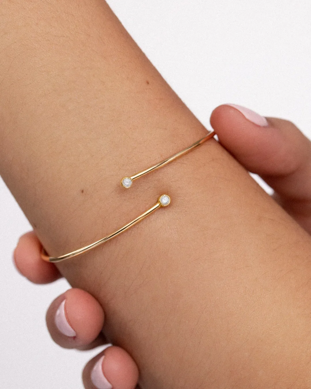 Pulsera Ava de Diamante en Oro Amarillo de 18 Kt - Image 2