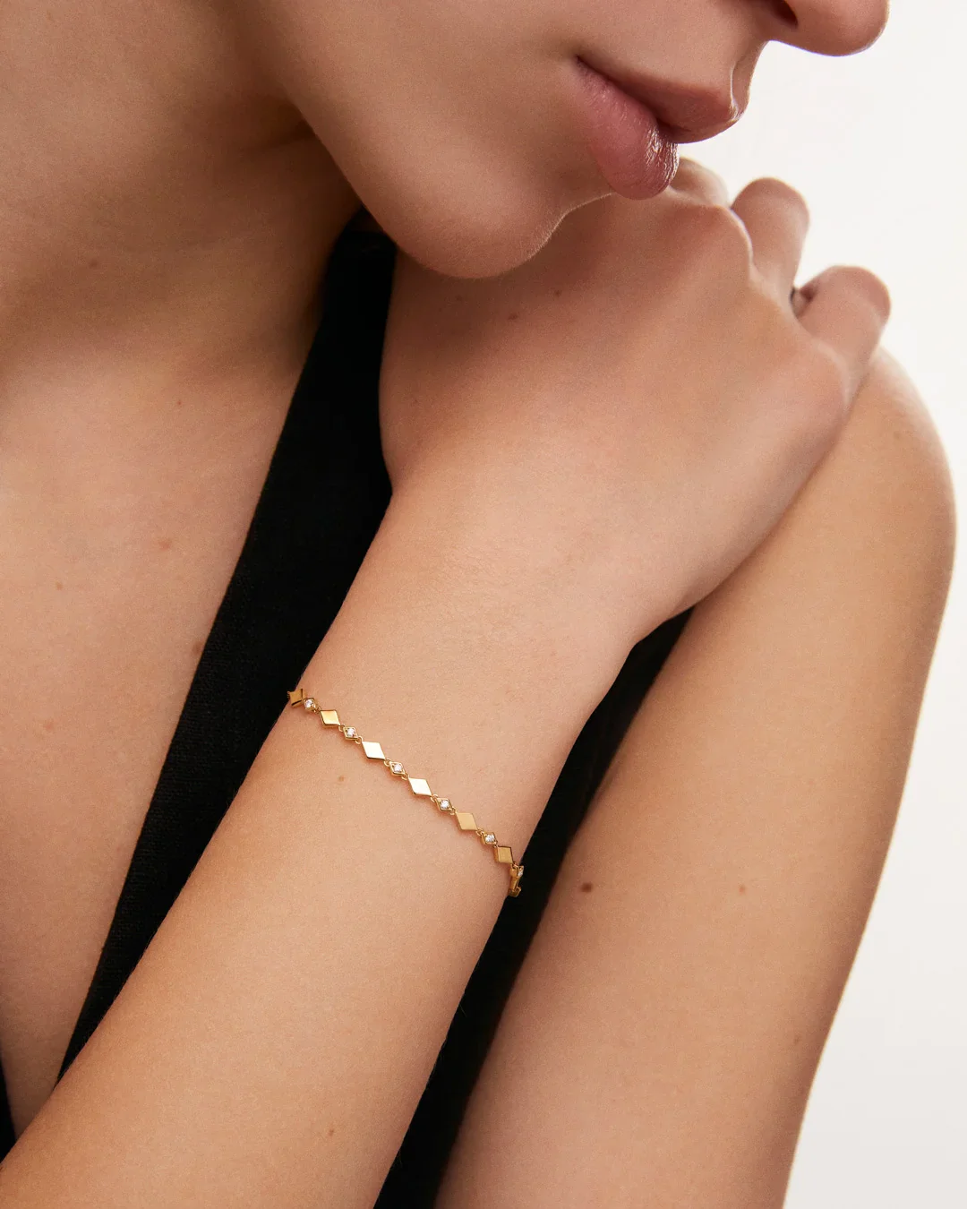 Pulsera Losange de Diamantes en Oro Amarillo de 18 Kt - Image 2