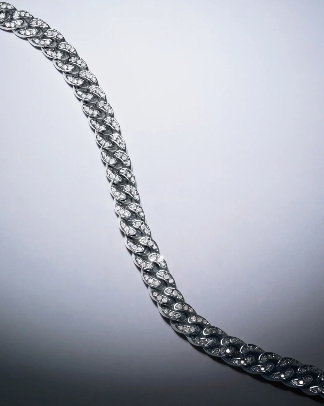 Pulsera Luz de Luna Lisse de Diamantes en Oro Blanco de 18 Kt - Image 5