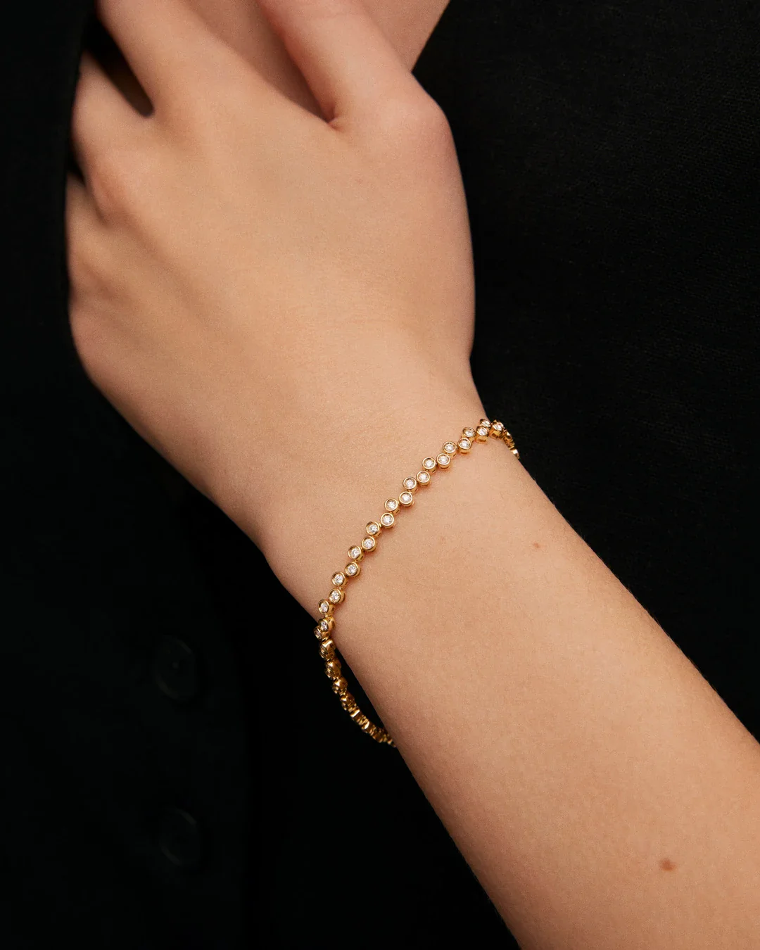 Pulsera Origine Croisée de Diamantes en Oro Amarillo de 18 Kt - Image 2