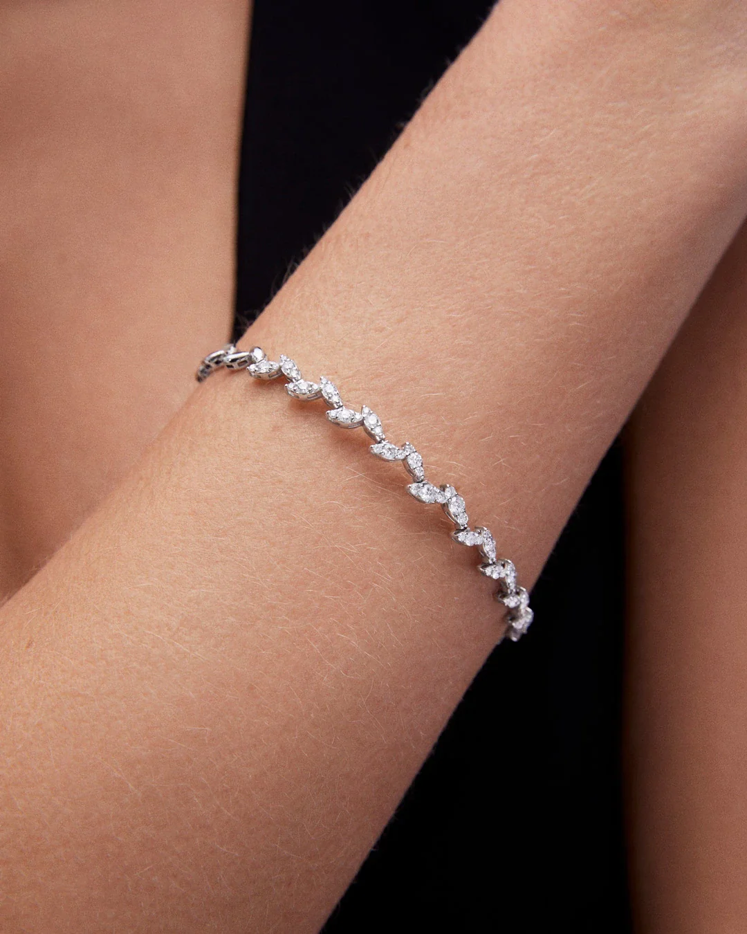 Pulsera Willow de Diamantes en Oro Blanco de 18 Kt - Image 2