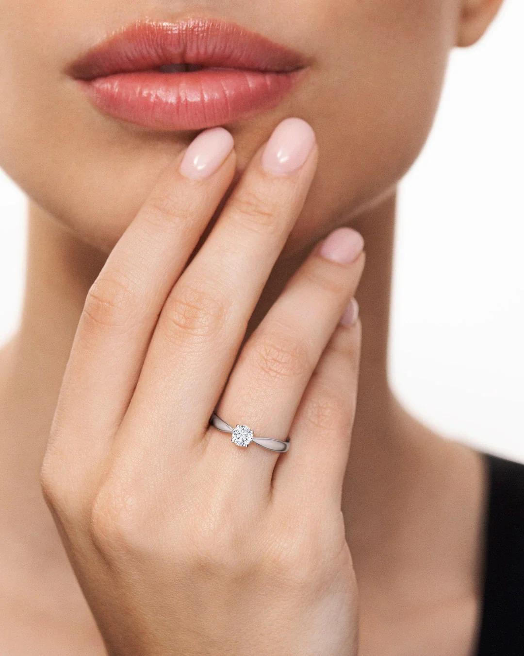 Solitario Claire de Diamante 0,40 Cts. en Oro Blanco de 18 Kt - Image 2
