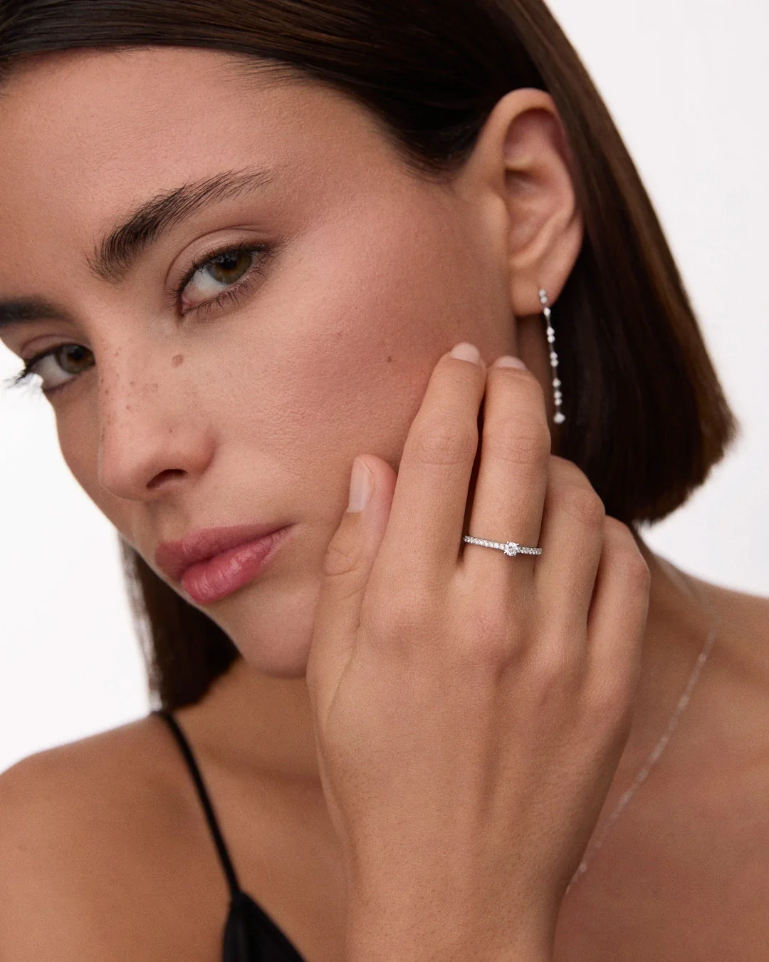 Solitario Odette de Diamantes 0,40 Cts. en Oro Blanco de 18 Kt - Image 3
