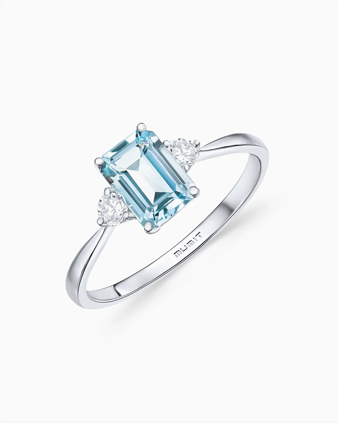 Sortija Amelie de Aguamarina y Diamantes en Oro Blanco de 18 Kt