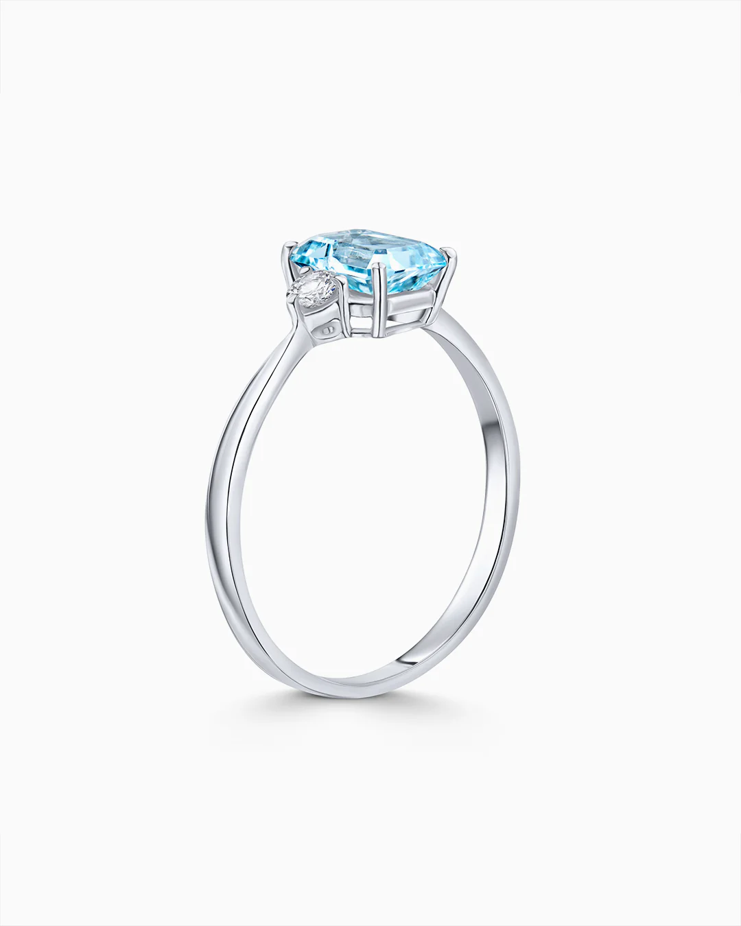 Sortija Amelie de Aguamarina y Diamantes en Oro Blanco de 18 Kt - Image 3