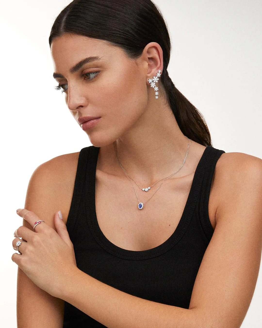 Sortija Anabel de Diamantes y Rubíes en Oro Blanco de 18 Kt - Image 2