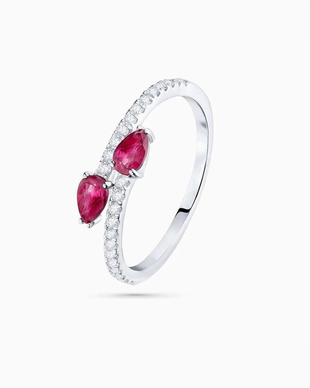 Sortija Anabel de Diamantes y Rubíes en Oro Blanco de 18 Kt - Image 3