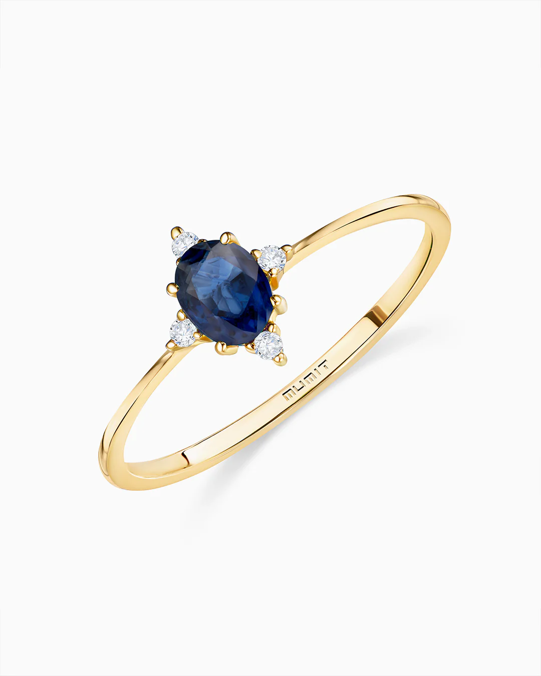 Sortija Crown Oval de Zafiro en Oro Amarillo de 18 Kt