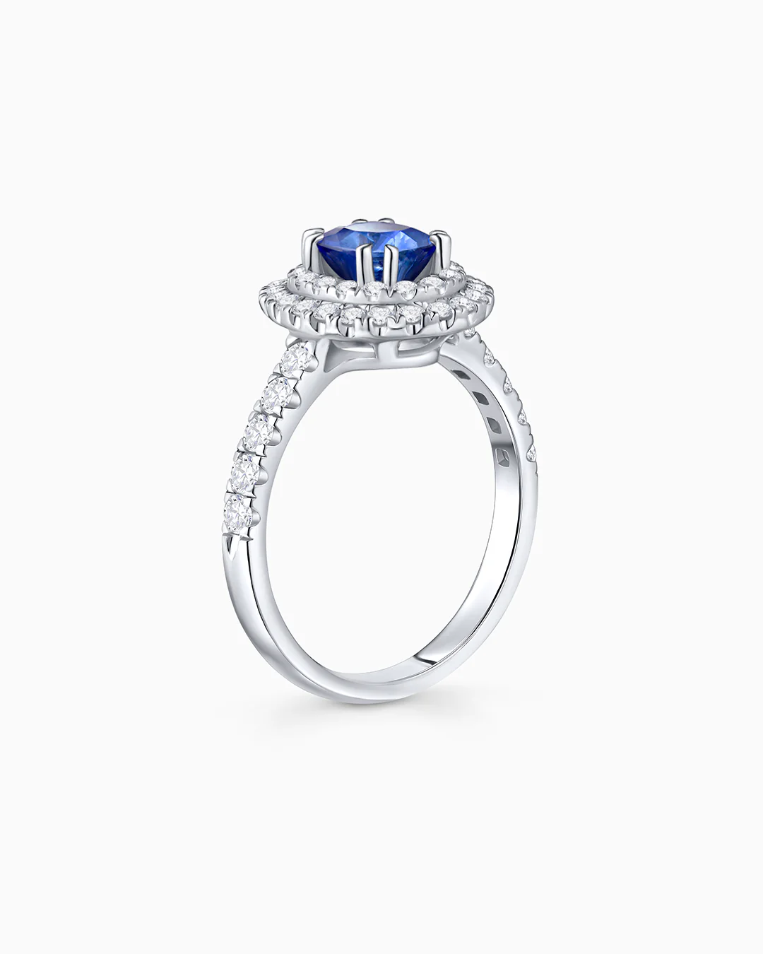 Sortija Dreams of Ceylon de Zafiro Talla Oval y Diamantes en Oro Blanco de 18 Kt - Image 4