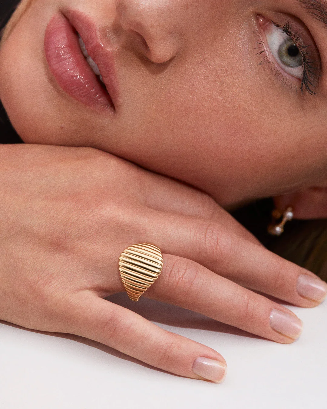 Sortija Duomo Bold en Oro Amarillo de 18 Kt - Image 2