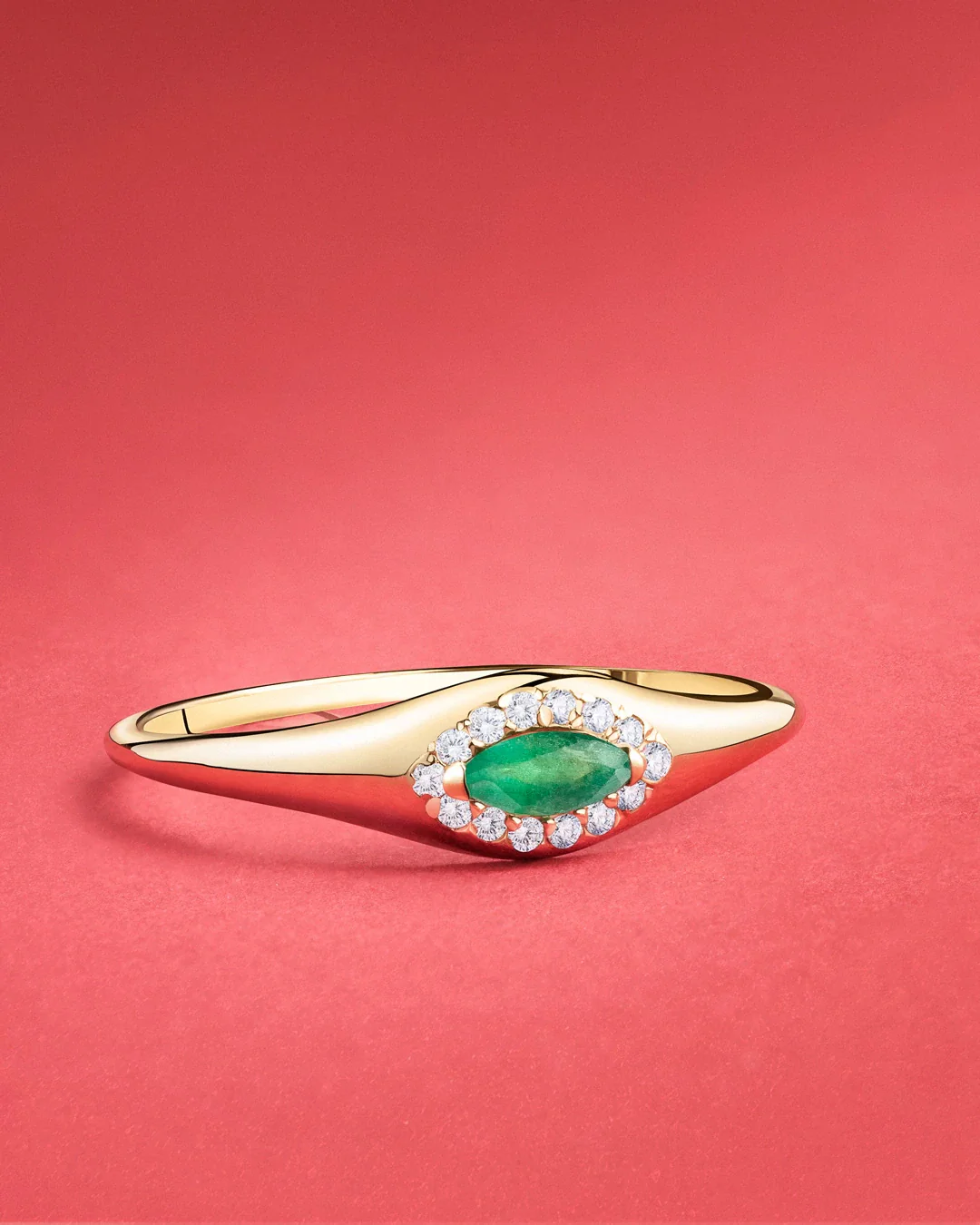 Sortija Ever de Esmeralda y Diamantes en Oro Amarillo de 18 Kt - Image 5