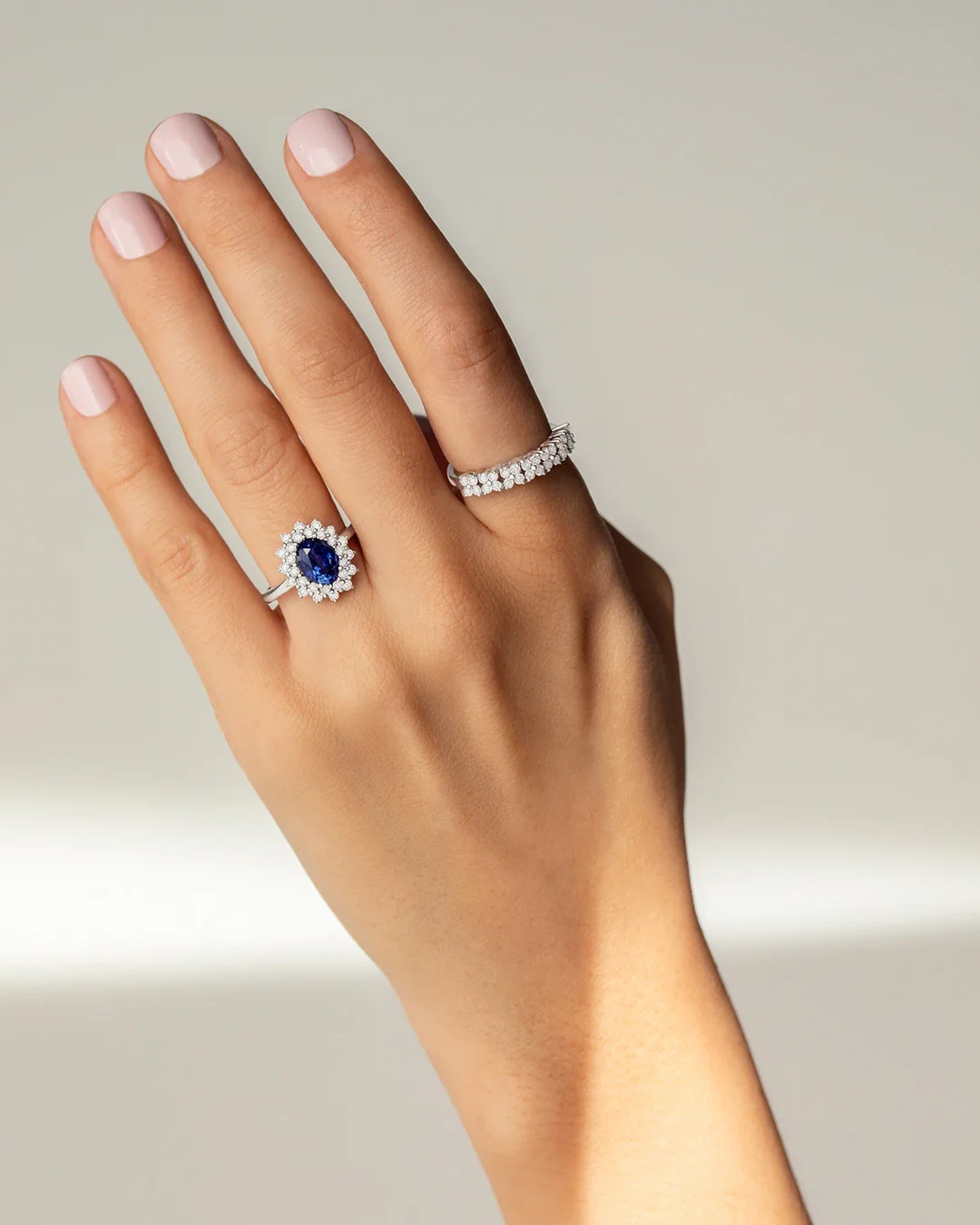 Sortija Garden de Diamantes en Oro Blanco de 18 Kt - Image 3