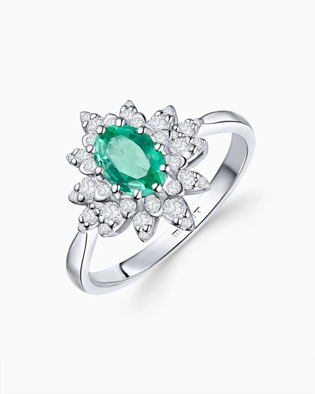 Sortija Green Jay de Esmeralda y Diamantes en Oro Blanco de 18 Kt - Image 5