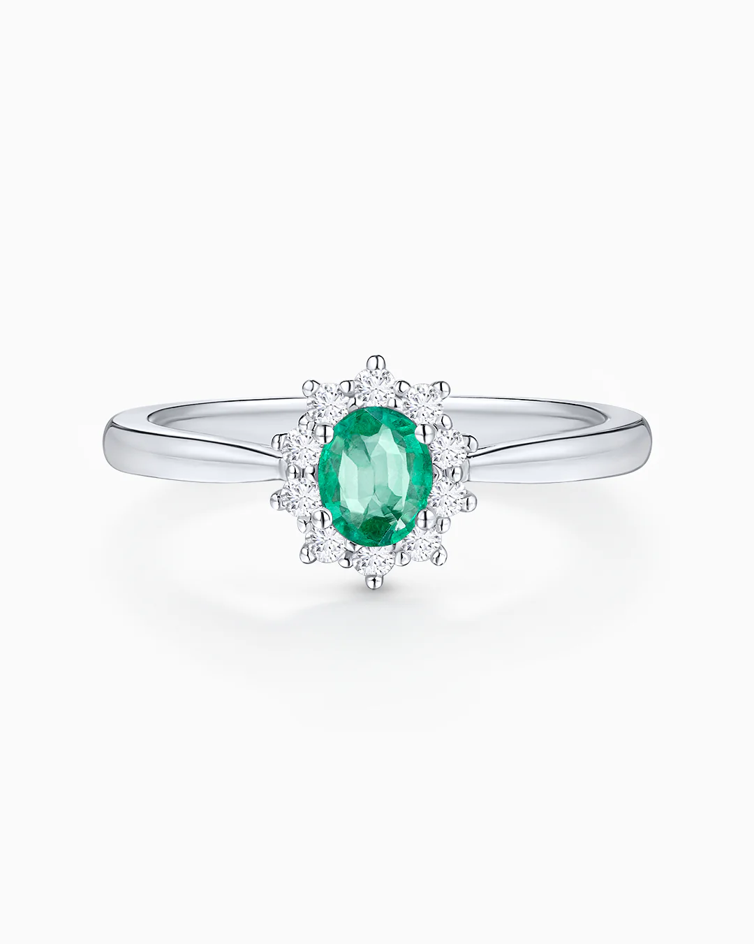 Sortija Irem de Esmeralda y Diamantes 0,16 Cts. en Oro Blanco de 18 Kt