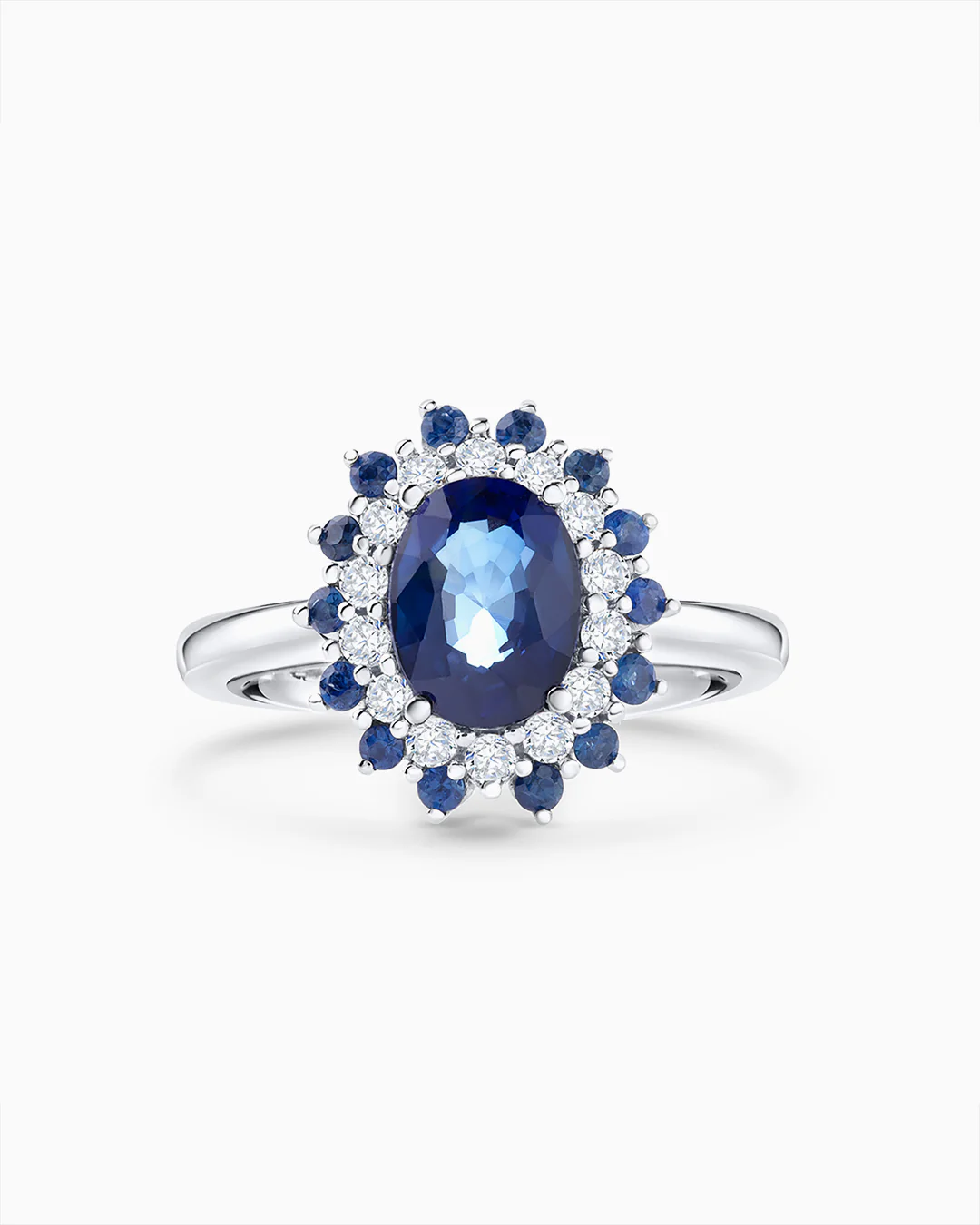 Sortija Irina Blue de Zafiro y Diamantes en Oro Blanco de 18 Kt - Image 4