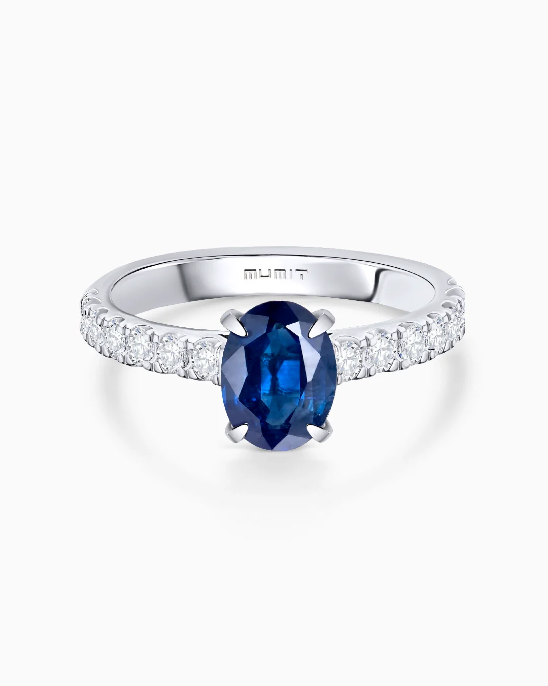 Sortija Ivy de Zafiro y Diamantes 0,50 Cts. en Oro Blanco de 18 Kt