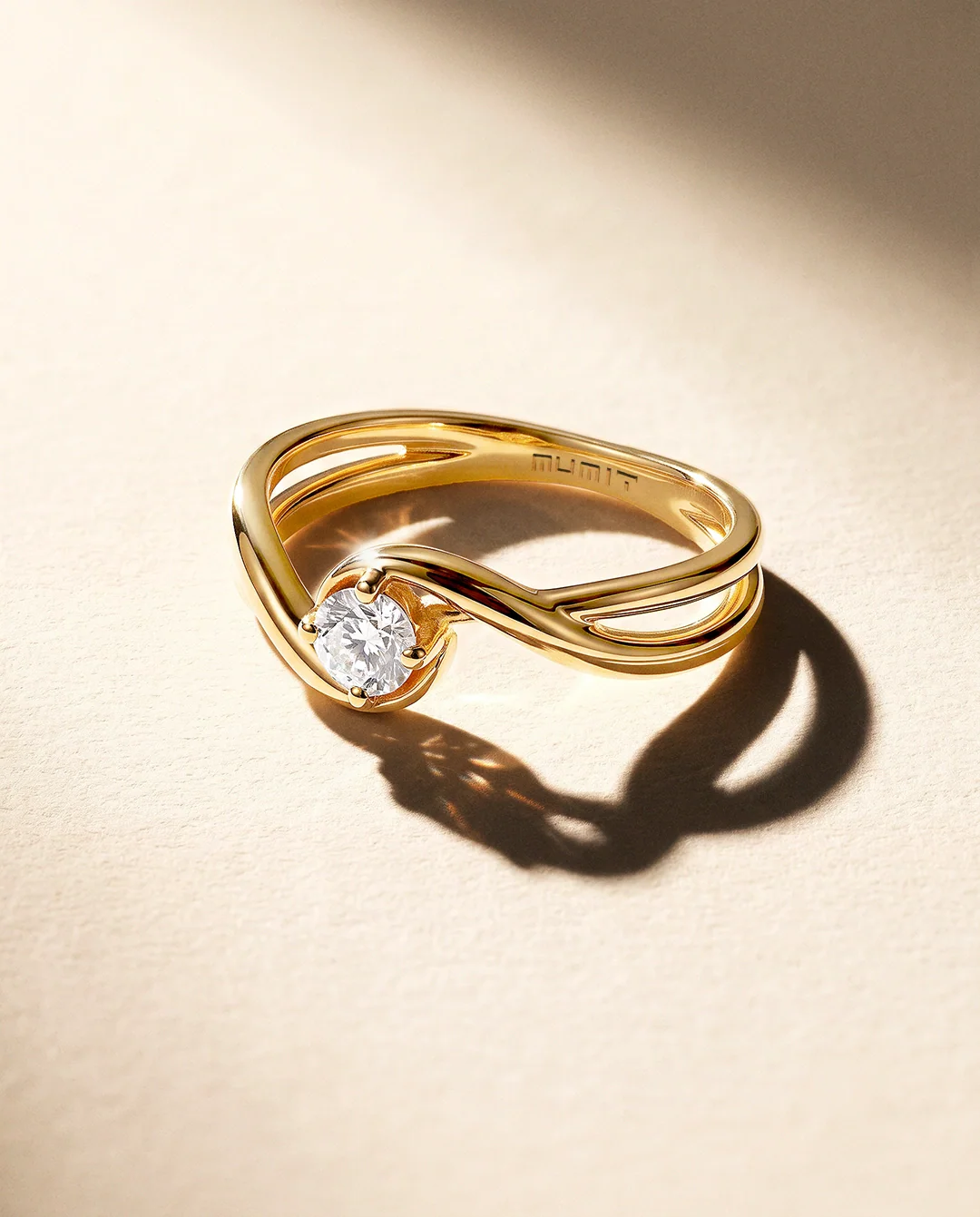 Sortija Liora Onda de Diamante en Oro Amarillo de 18 kt - Image 5