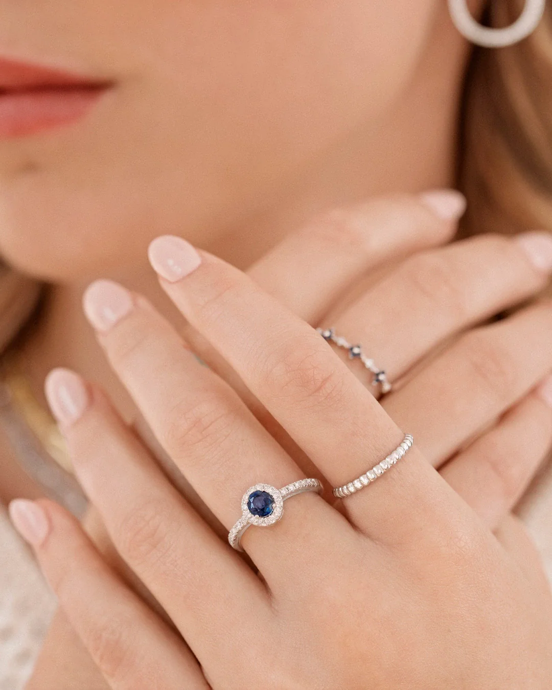 Sortija Lovelia en Oro Blanco de 18 Kt - Image 2