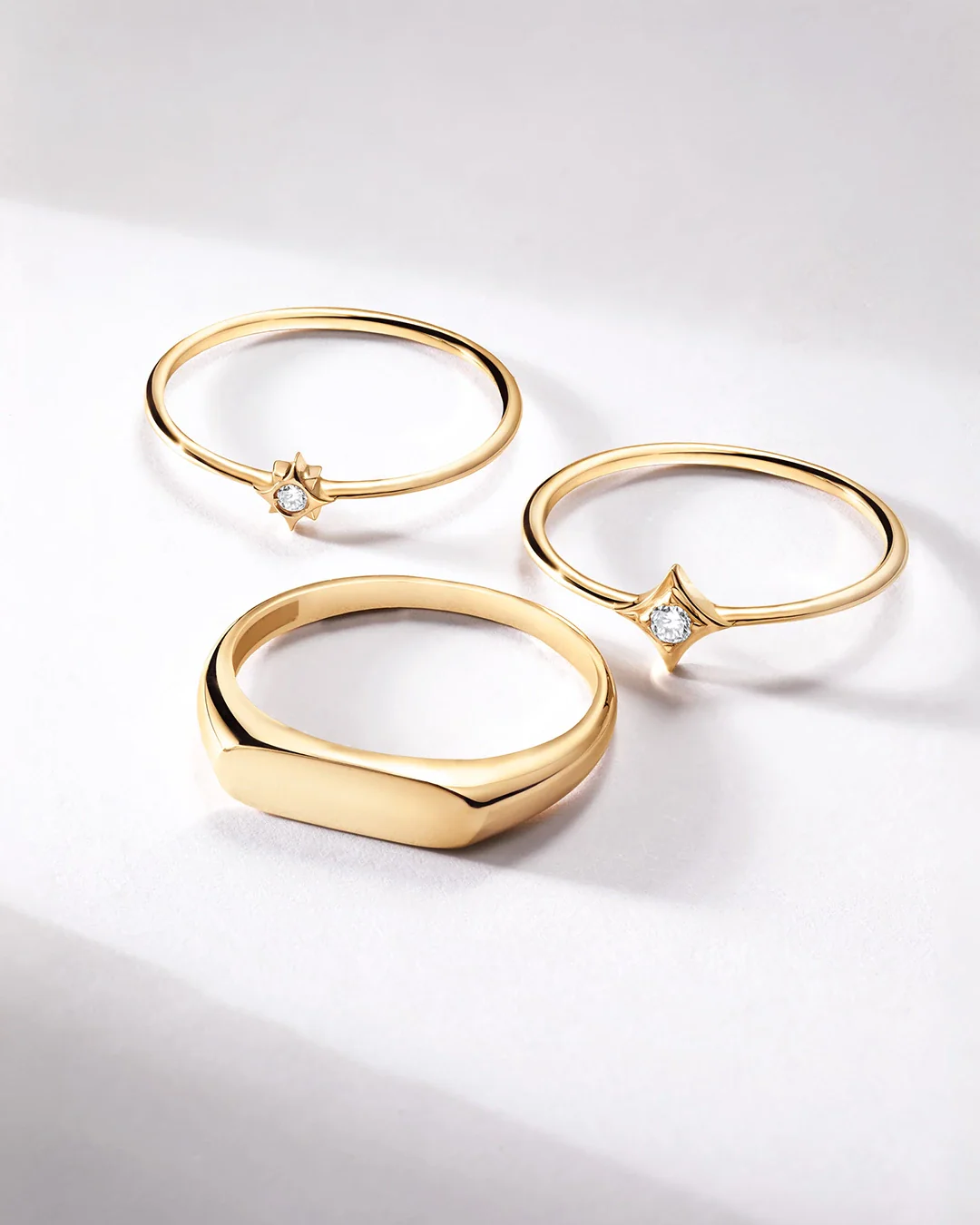 Sortija Rosa de los Vientos Petit de Diamante en Oro Amarillo de 18 Kt - Image 4
