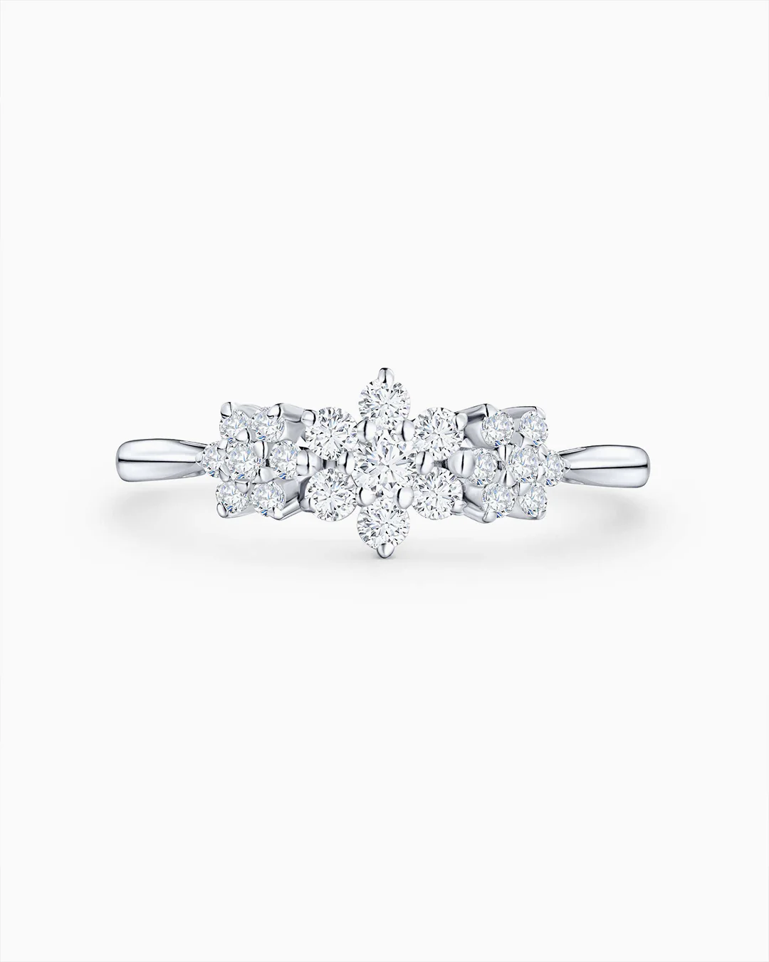Sortija Rosette Trilogy de Diamantes en Oro Blanco de 18 Kt