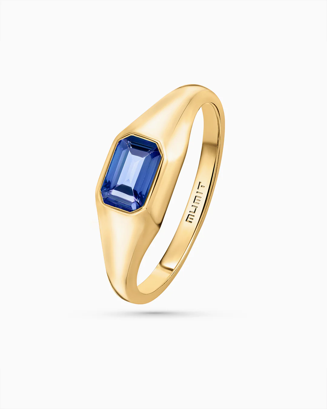 Sortija Sello Amar de Zafiro en Oro Amarillo de 18 Kt - Image 4