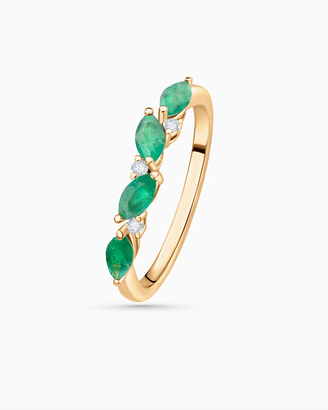 Sortija Tri-Marquise de Diamantes y Esmeraldas en Oro Amarillo de 18 Kt - Image 4