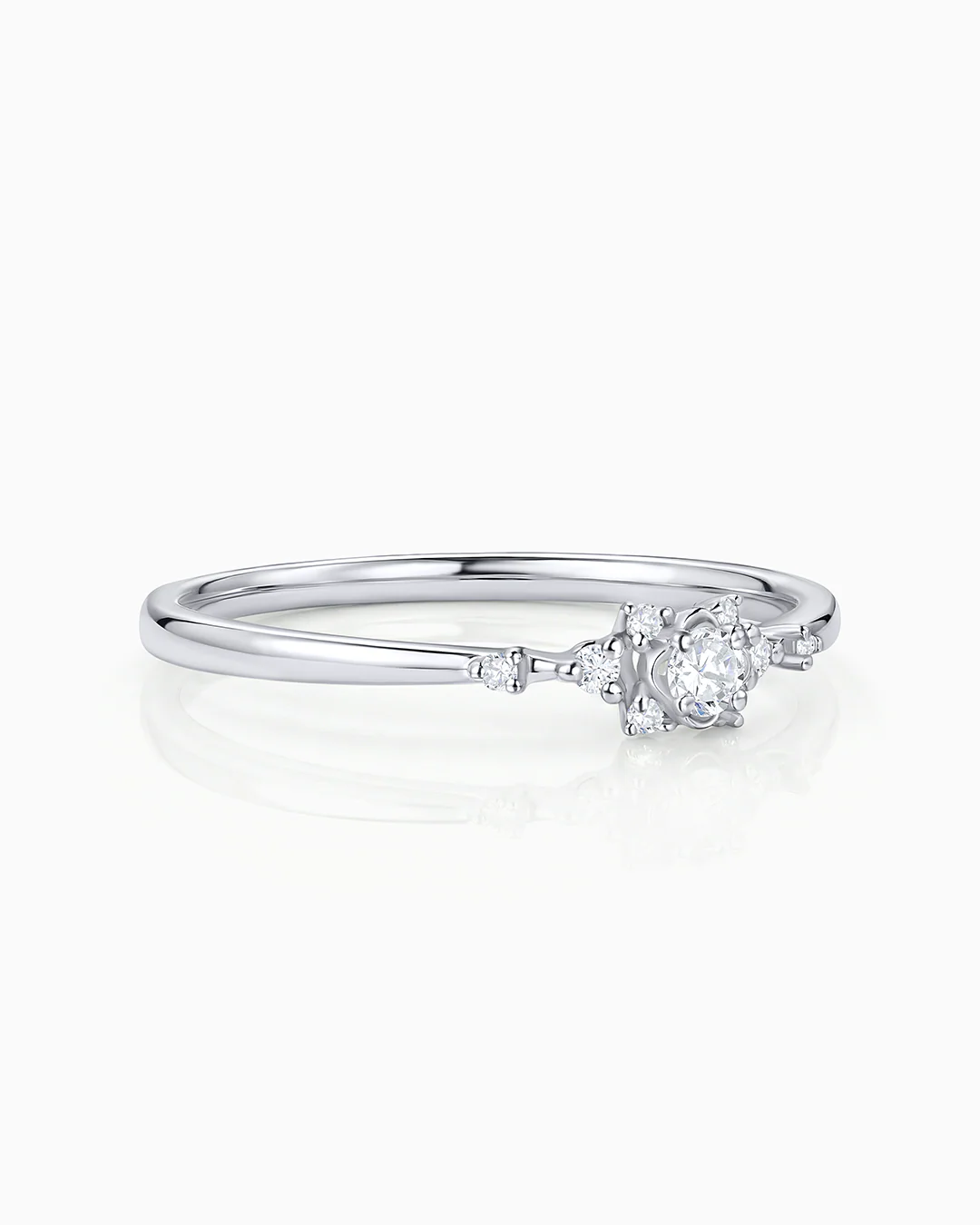 Sortija Vega de Diamantes en Oro Blanco de 18 Kt - Image 4