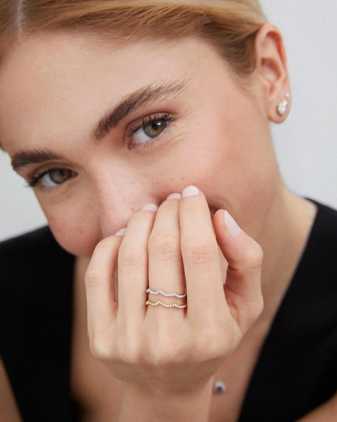 Sortija Volt Diamonds en Oro Amarillo de 18 Kt - Image 3