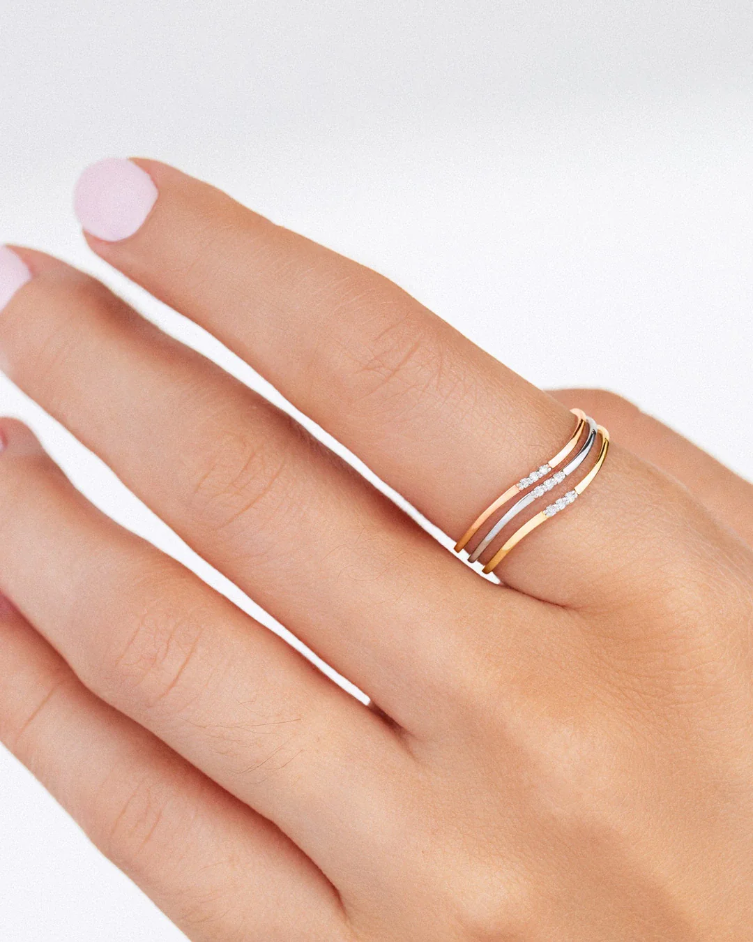 Sortija Wave de Diamantes en Oro Rosa de 18 Kt - Image 3